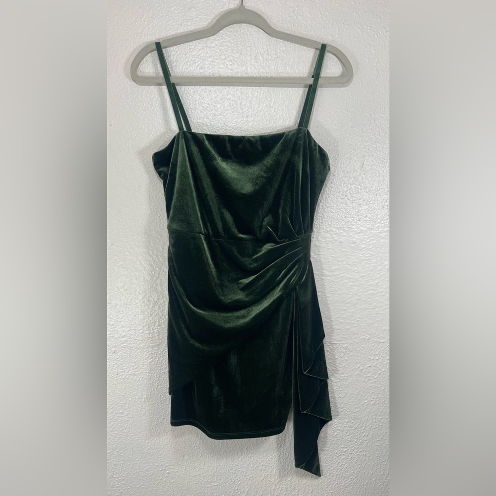 Majorelle Asbury Green Thin Strap Velvet Mini Cocktail Party Dress Women’s M
